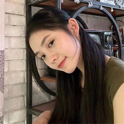 血红帽 封面